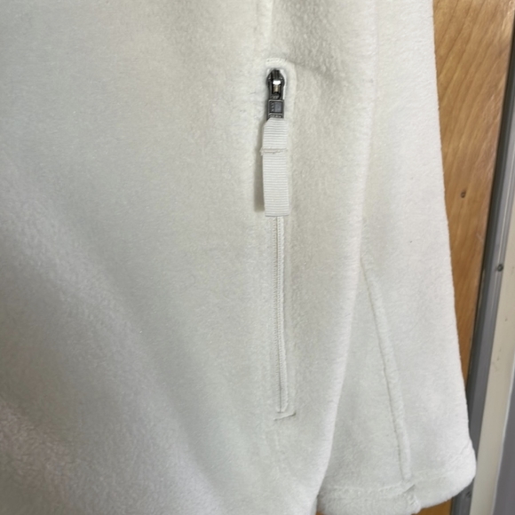 Patagonia Synchilla Polar White Fleece Jacket - Picture 5 of 5